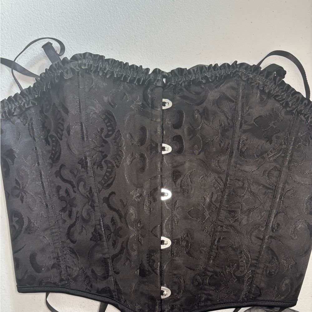 SHEIN Black Brocade Crop Top